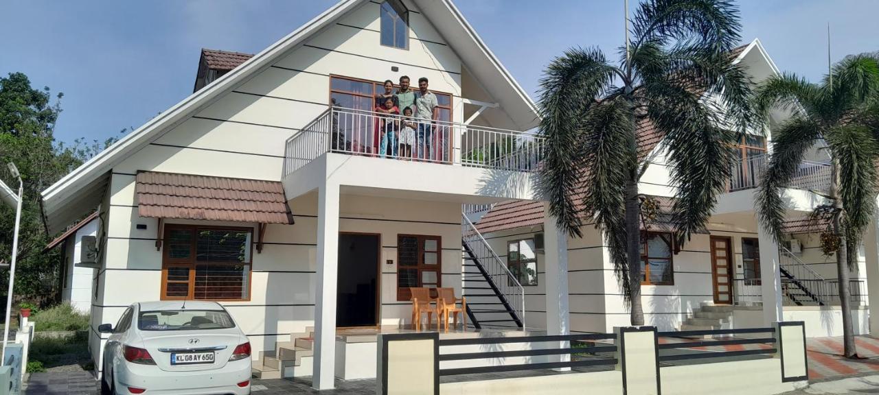 Skyview Villa Athirappilly Exterior photo